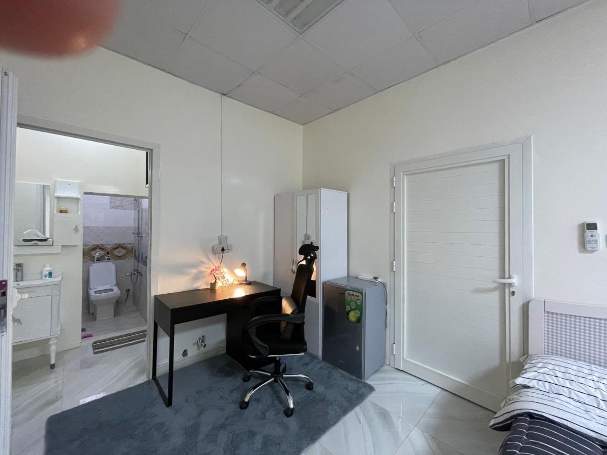 Private 2Bedroom Villa With T&B And Kitchenette Near Abu Dhabi International Airport ภายนอก รูปภาพ